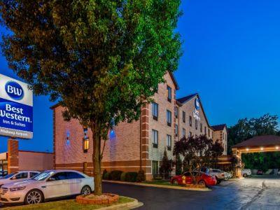 Hotel Western & - Midway Airport 3*