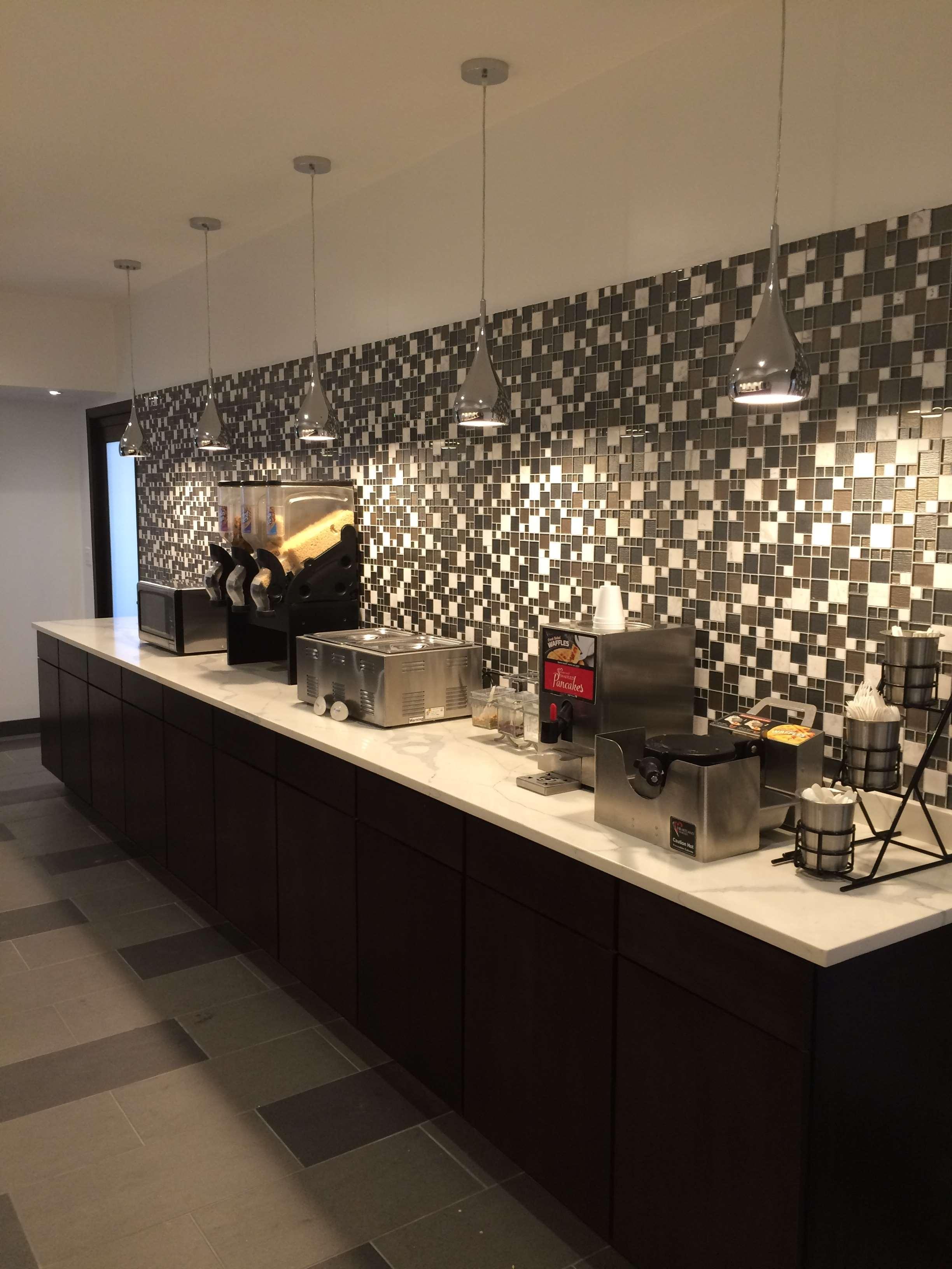 Western & - Midway Airport 3*