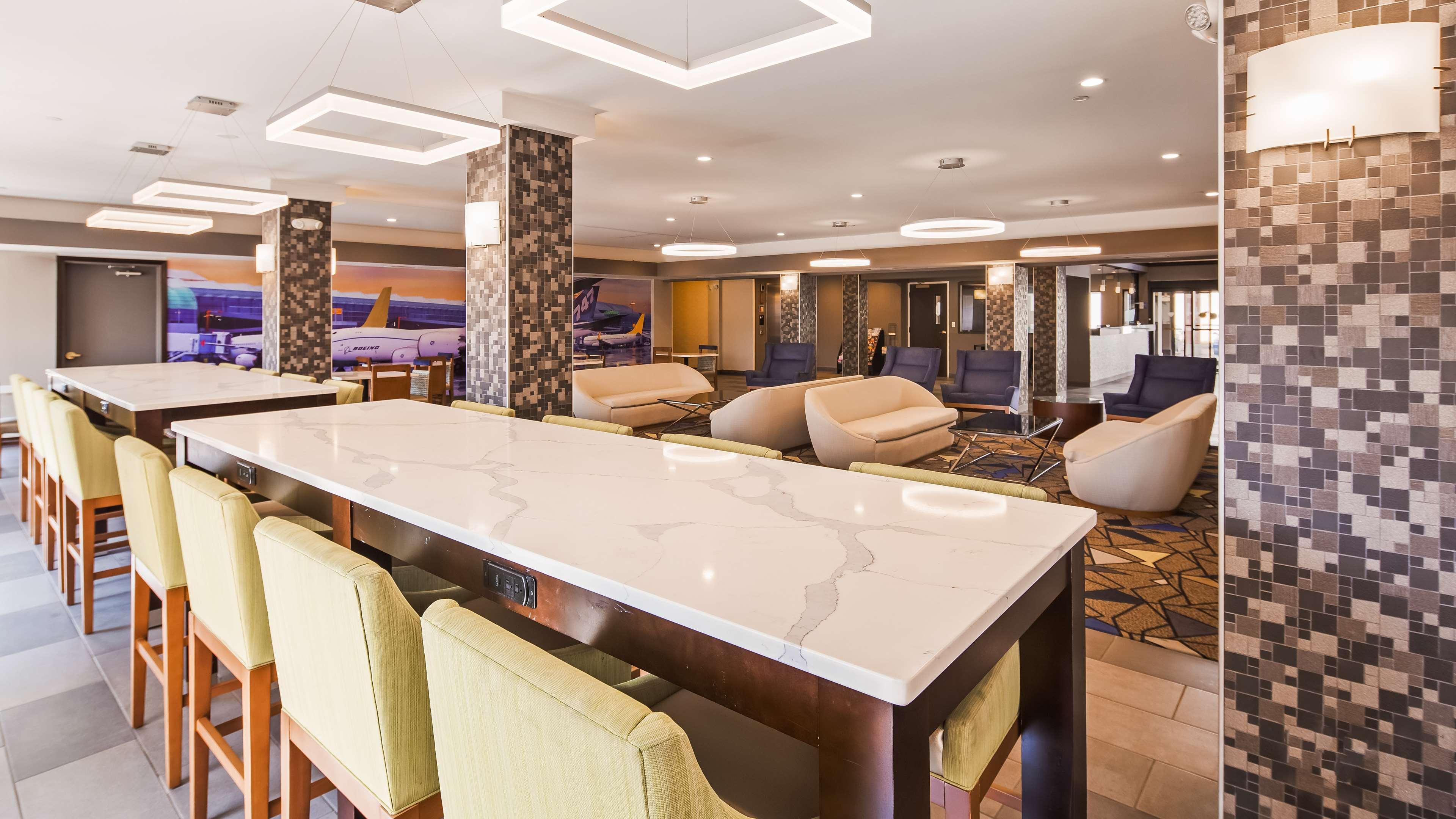 Western & - Midway Airport Hotel 3*