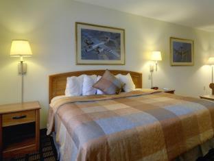 Hotel Western & - Midway Airport