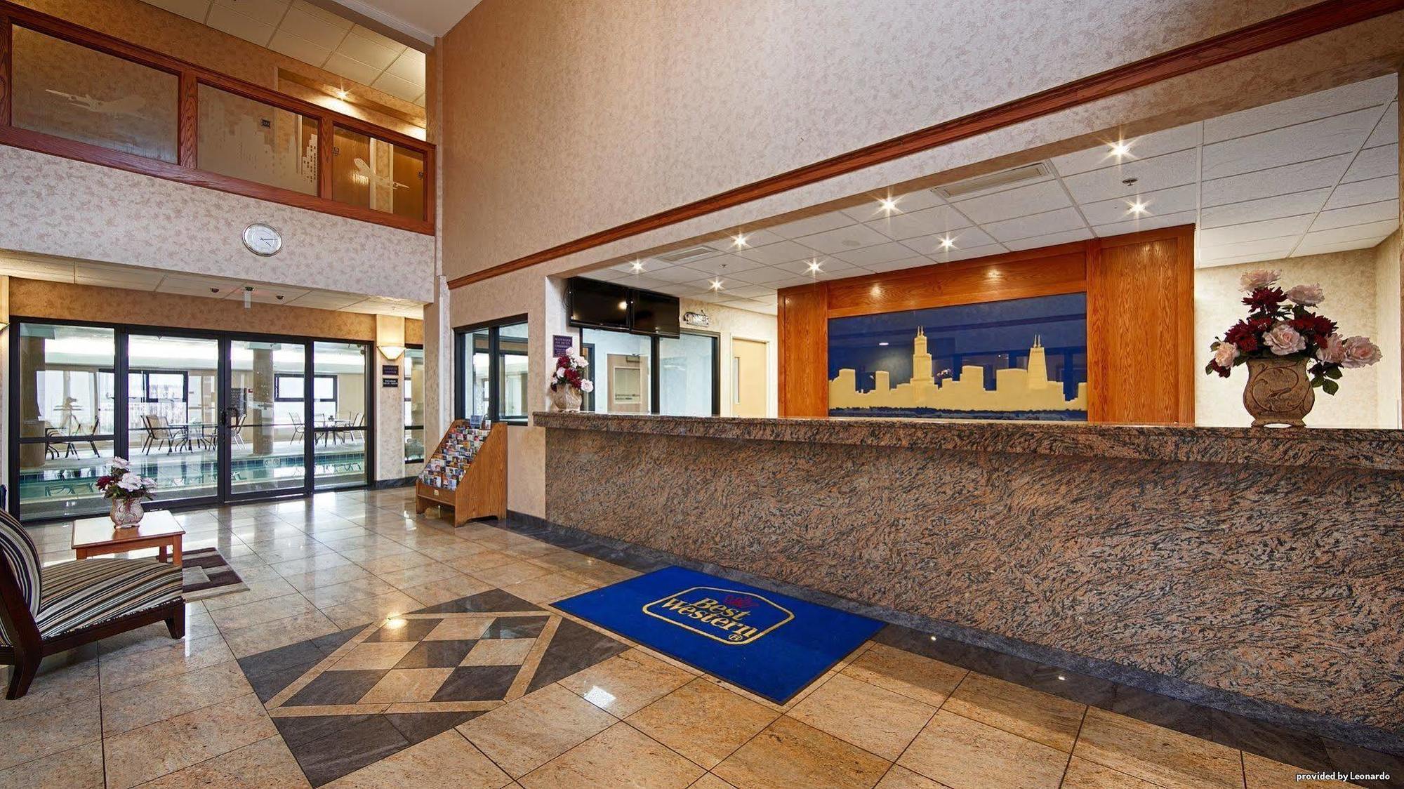 Hotel Western & - Midway Airport