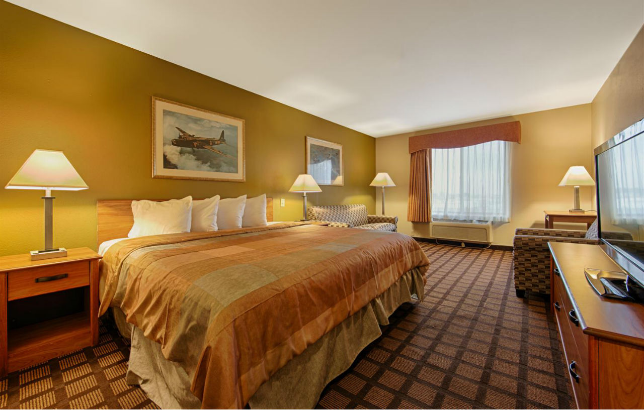 Hotel Western & - Midway Airport